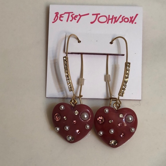 Betsey Johnson Gold Tone Pink Resin Heart Drop Earrings Crystal & Faux Pearl NWT - Picture 6 of 11